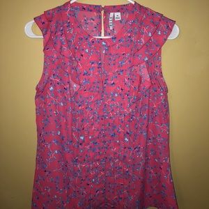 ELLE sleeveless blouse